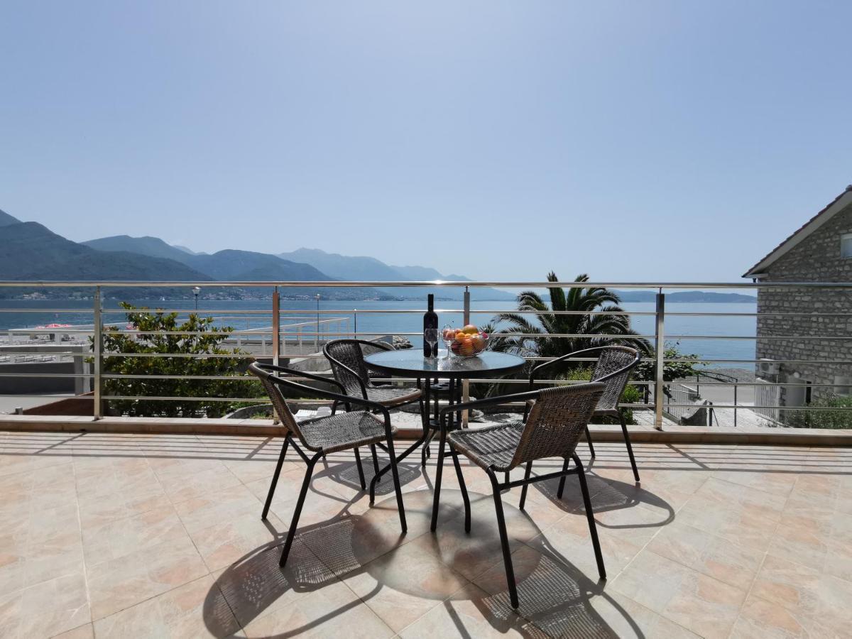 Apartments Apple Cat Montenegro Ko Бієла Екстер'єр фото