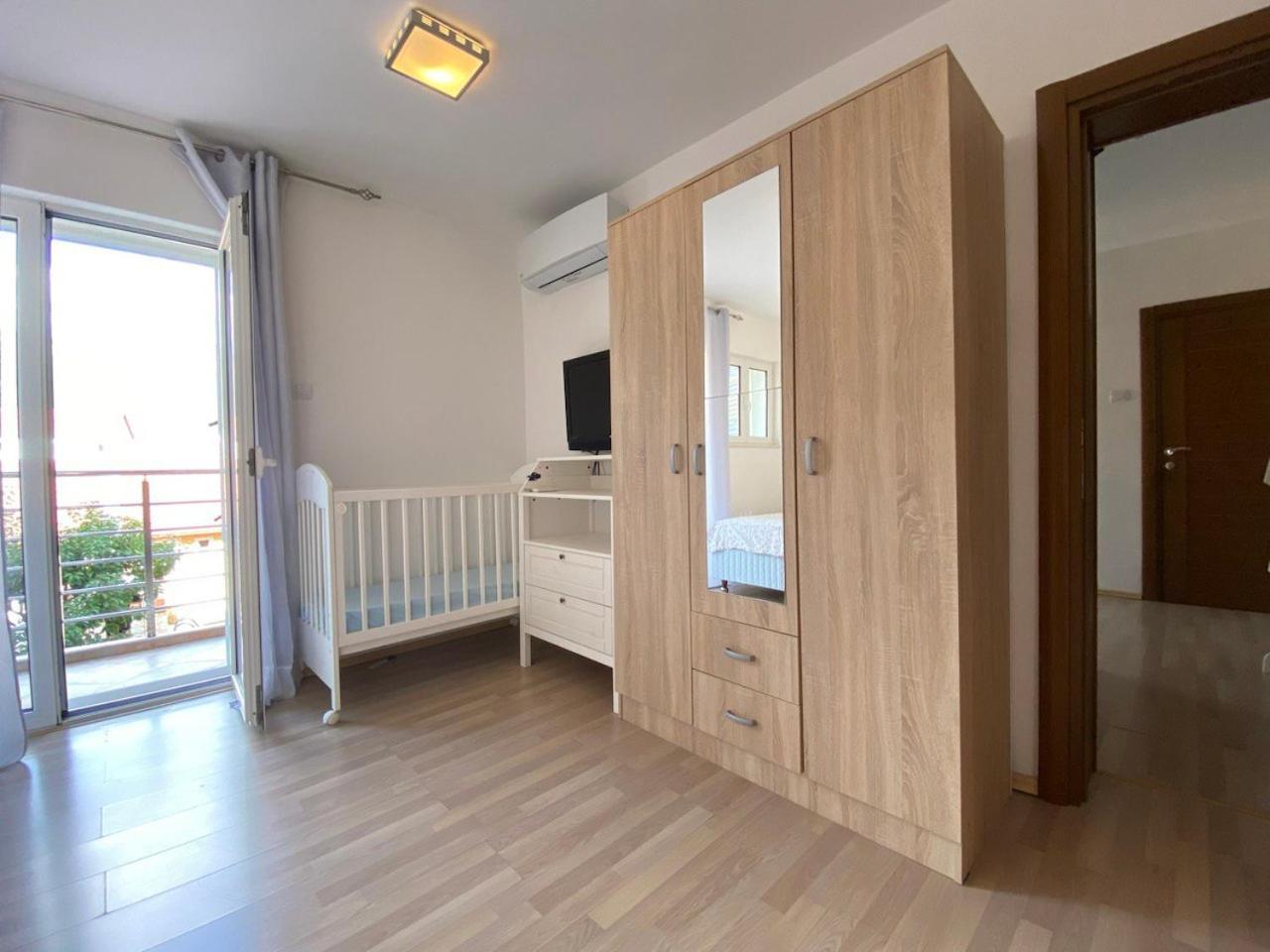 Apartments Apple Cat Montenegro Ko Бієла Екстер'єр фото