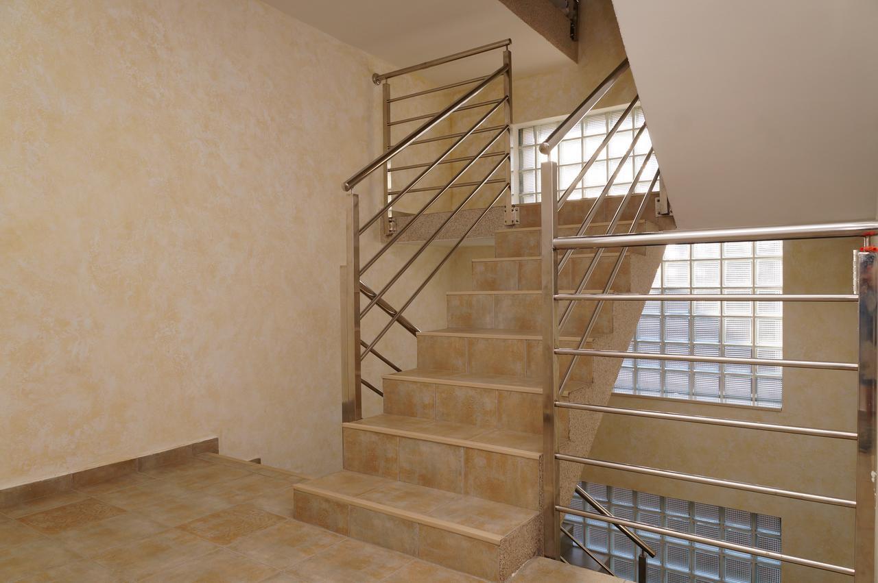 Apartments Apple Cat Montenegro Ko Бієла Екстер'єр фото