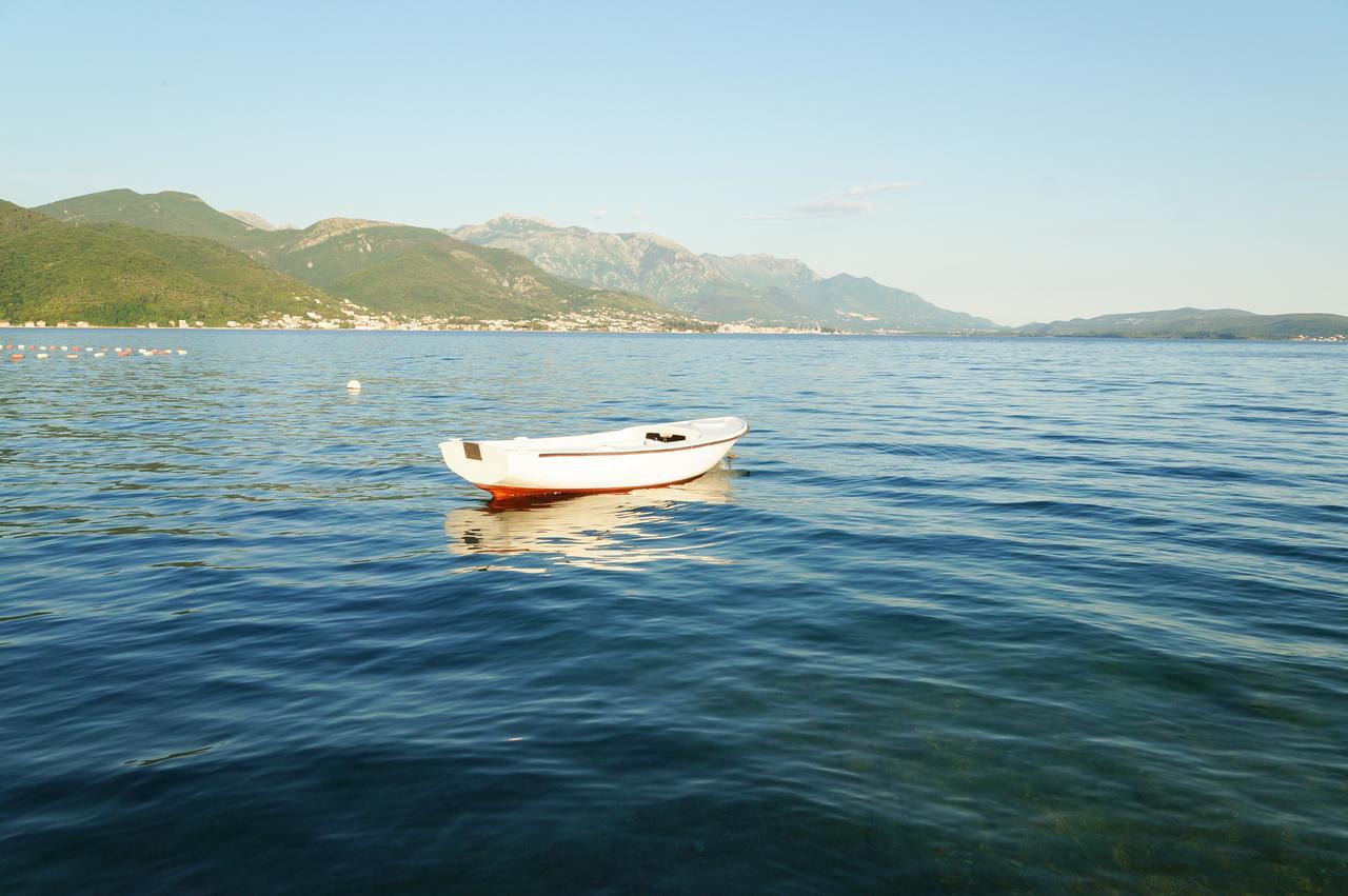 Apart Hotel Apple Cat Montenegro Ko Бієла Екстер'єр фото