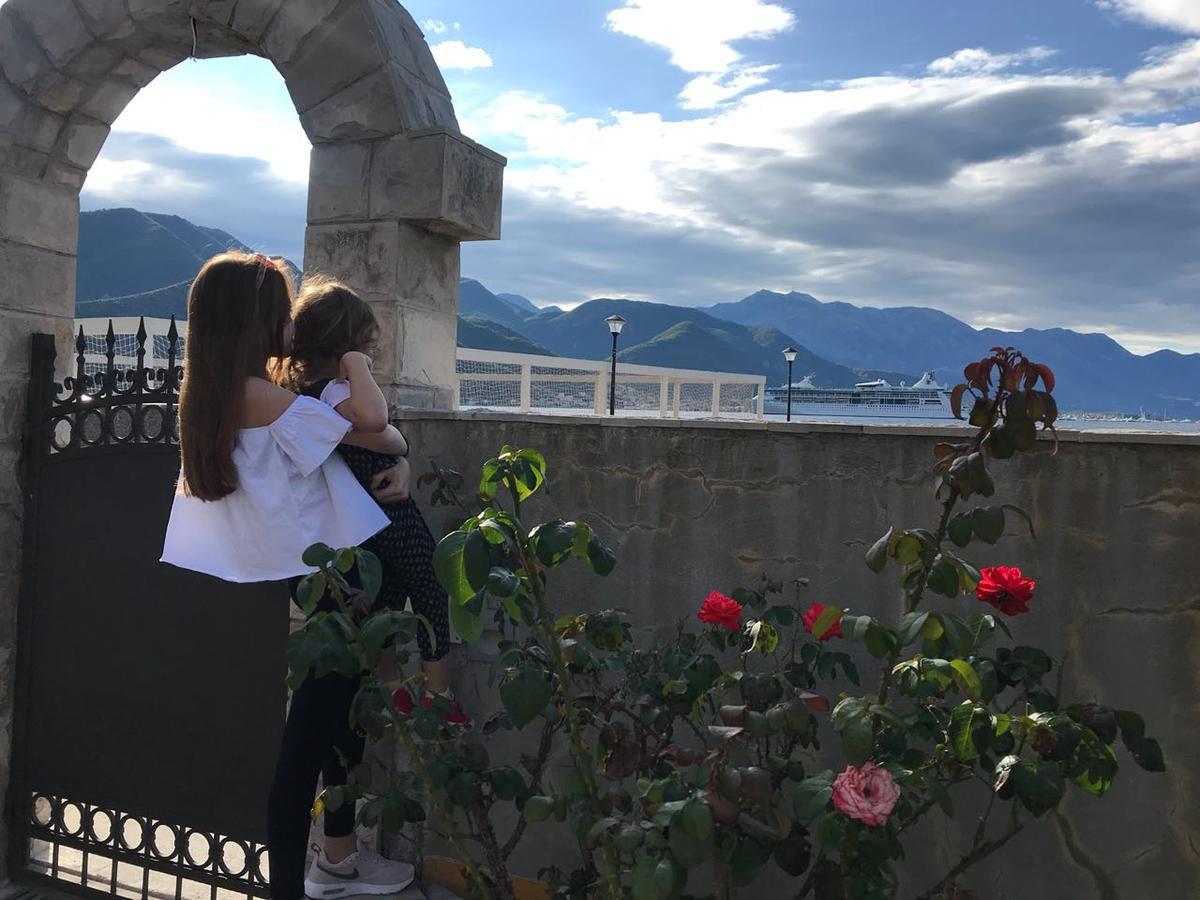 Apartments Apple Cat Montenegro Ko Бієла Екстер'єр фото