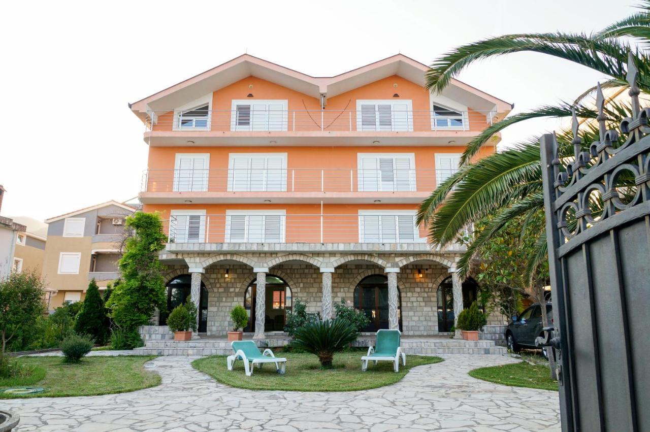 Apartments Apple Cat Montenegro Ko Бієла Екстер'єр фото